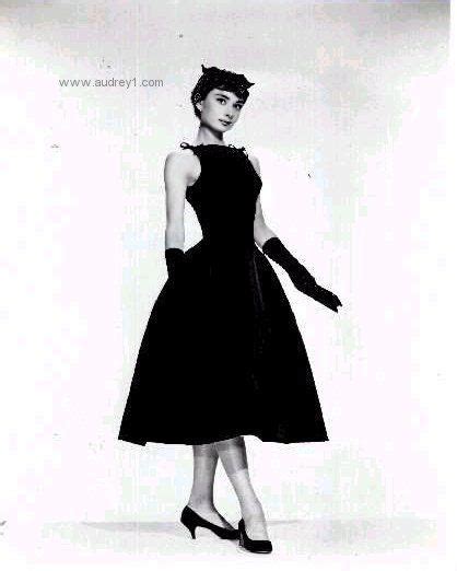 audrey hepburn sabrina dress pattern.